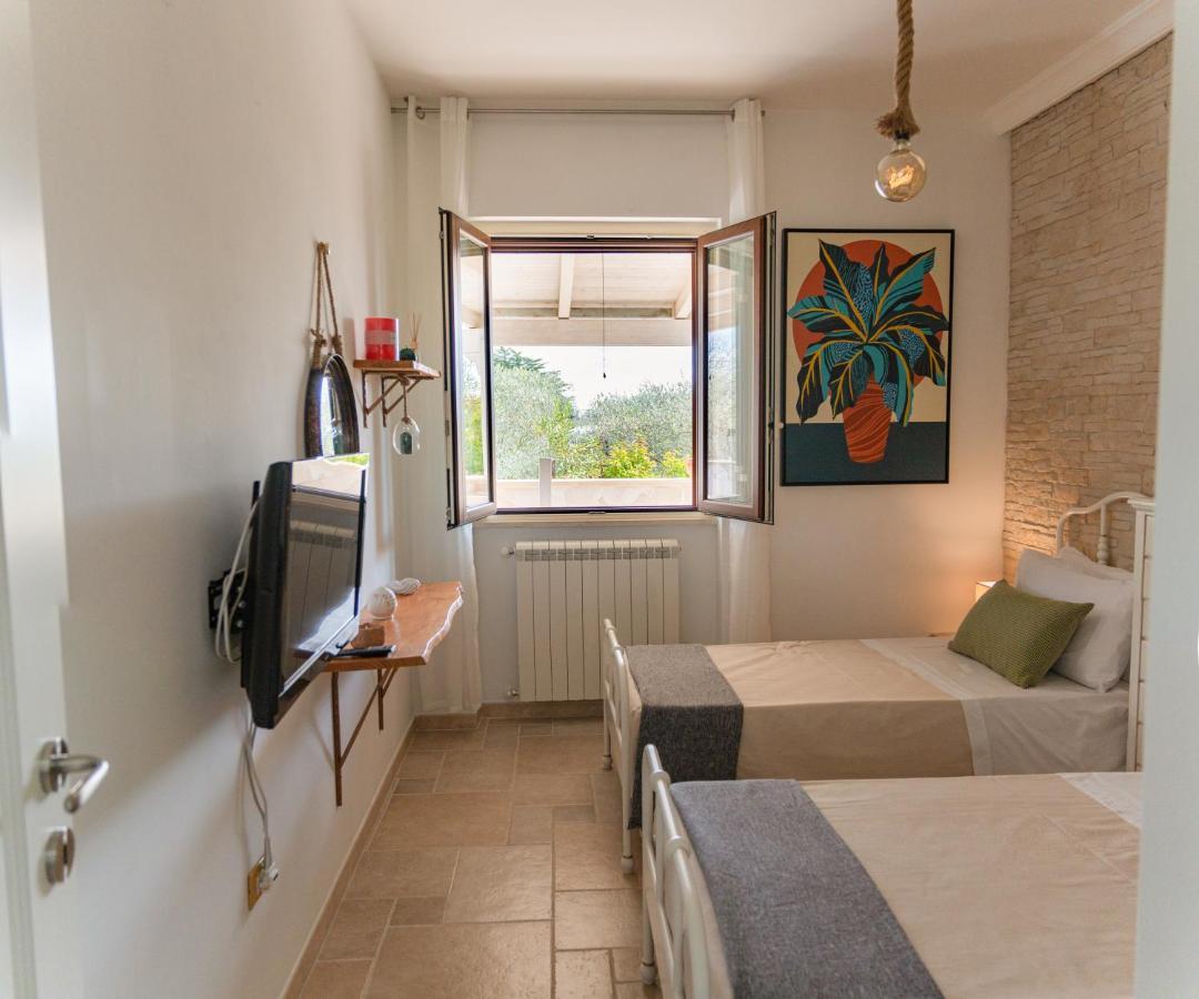 Villa Chanel Bellissima Villa Con Piscina Immersa Nella Valle D'Itria Ostuni Eksteriør bilde