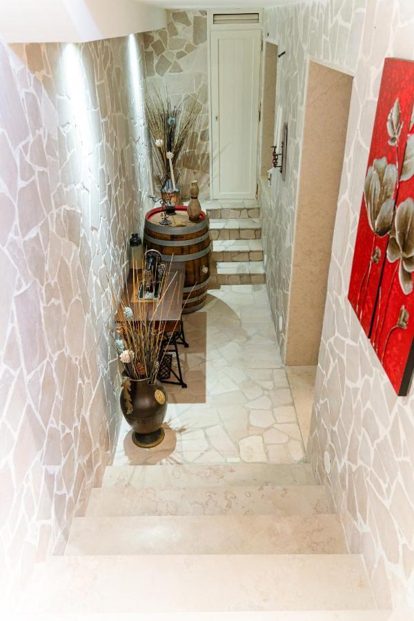 Villa Chanel Bellissima Villa Con Piscina Immersa Nella Valle D'Itria Ostuni Eksteriør bilde