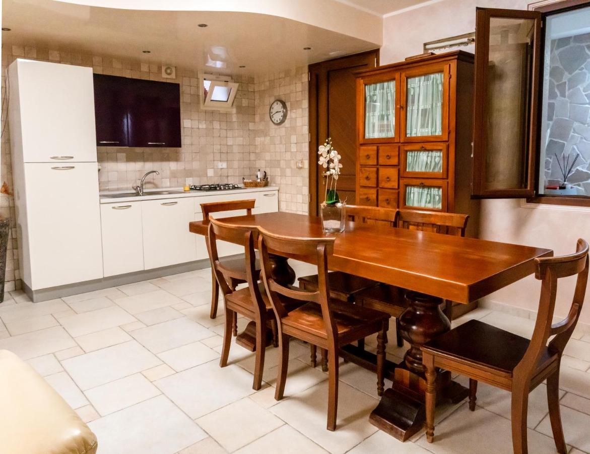 Villa Chanel Bellissima Villa Con Piscina Immersa Nella Valle D'Itria Ostuni Eksteriør bilde