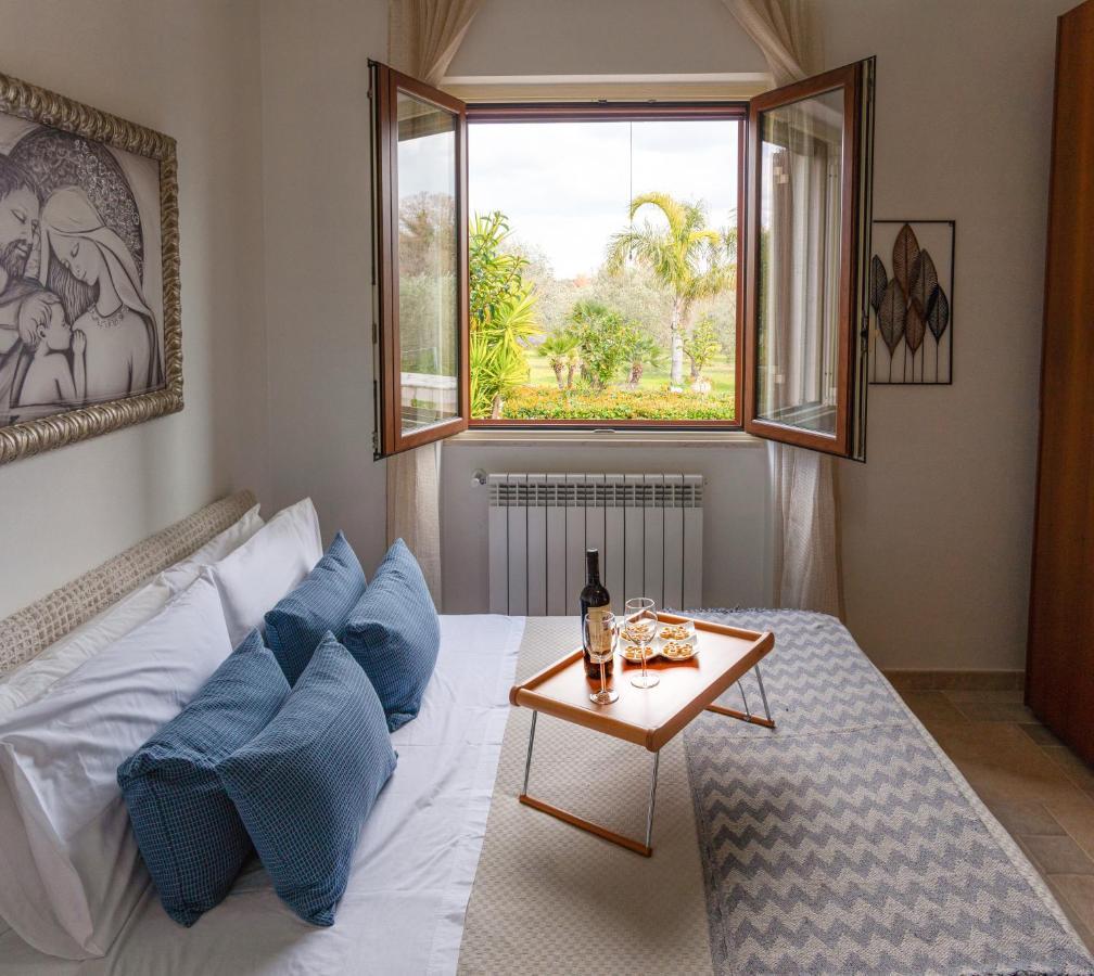 Villa Chanel Bellissima Villa Con Piscina Immersa Nella Valle D'Itria Ostuni Eksteriør bilde