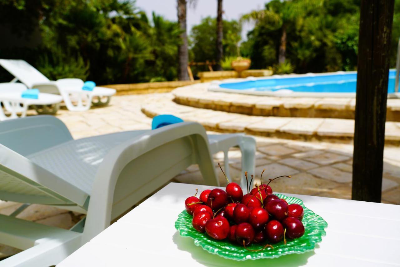 Villa Chanel Bellissima Villa Con Piscina Immersa Nella Valle D'Itria Ostuni Eksteriør bilde